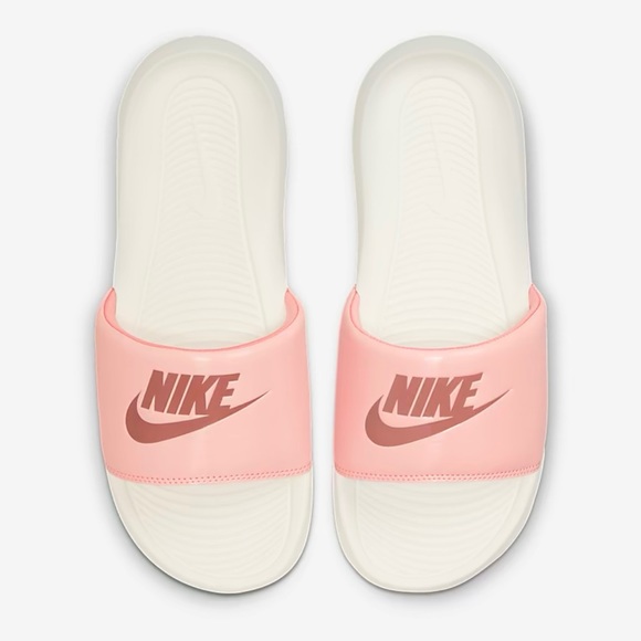 NIB Women Size 8 Nike Victori One Slides In Arctic Orange/Sail/Light Madder Root - Picture 3 of 12